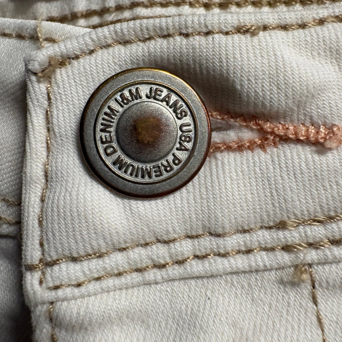 I & M Premium Jeans Womens Size 9 White Distressed Ripped Denim Stretch Pants