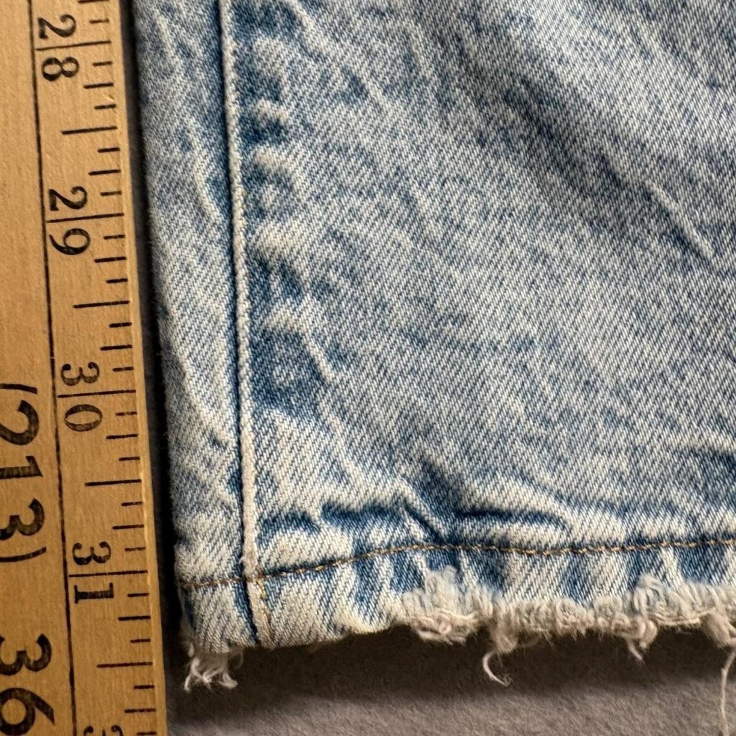 Good American Good Boy Jeans Womens 4/27 Light Wash High Rise Split Hem Denim