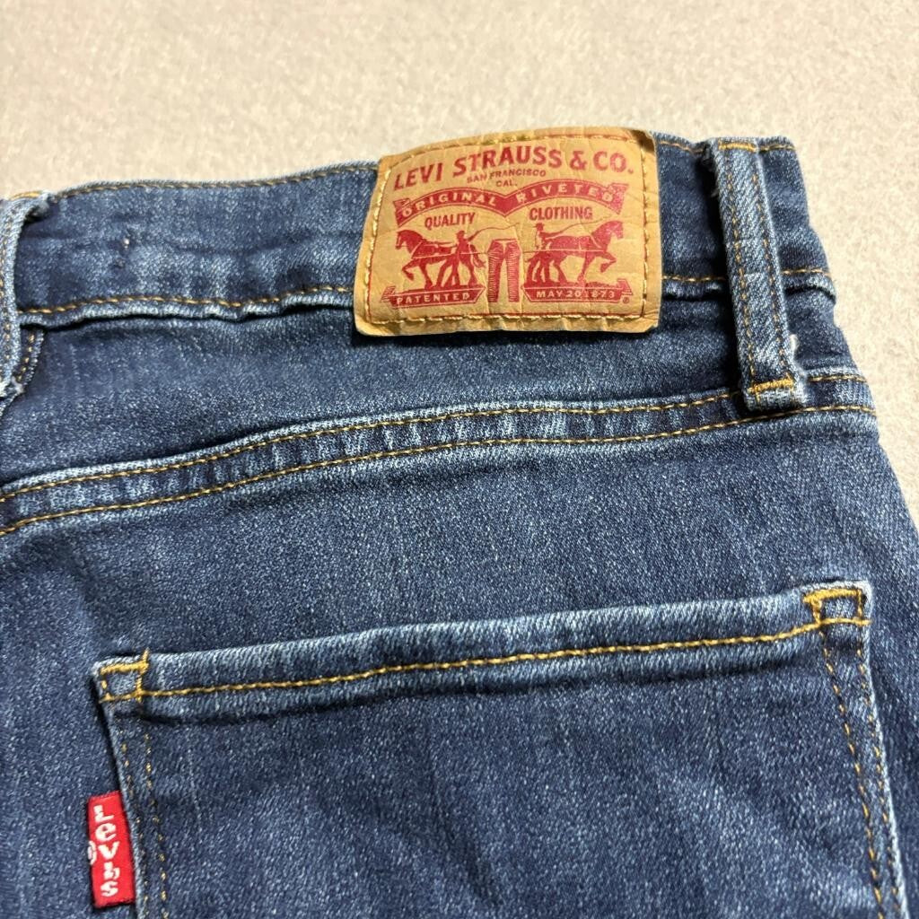 Levis 724 High Rise Straight Crop Jeans Womens Size 26 Blue Denim Stretch