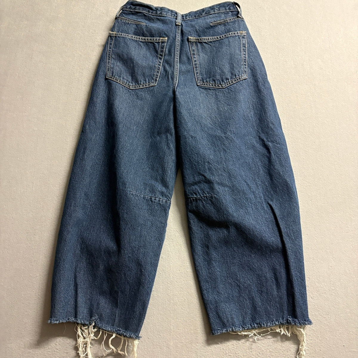 Universal Thread High Rise Curved Leg Ankle Jeans Womens Size 6/R Blue Denim