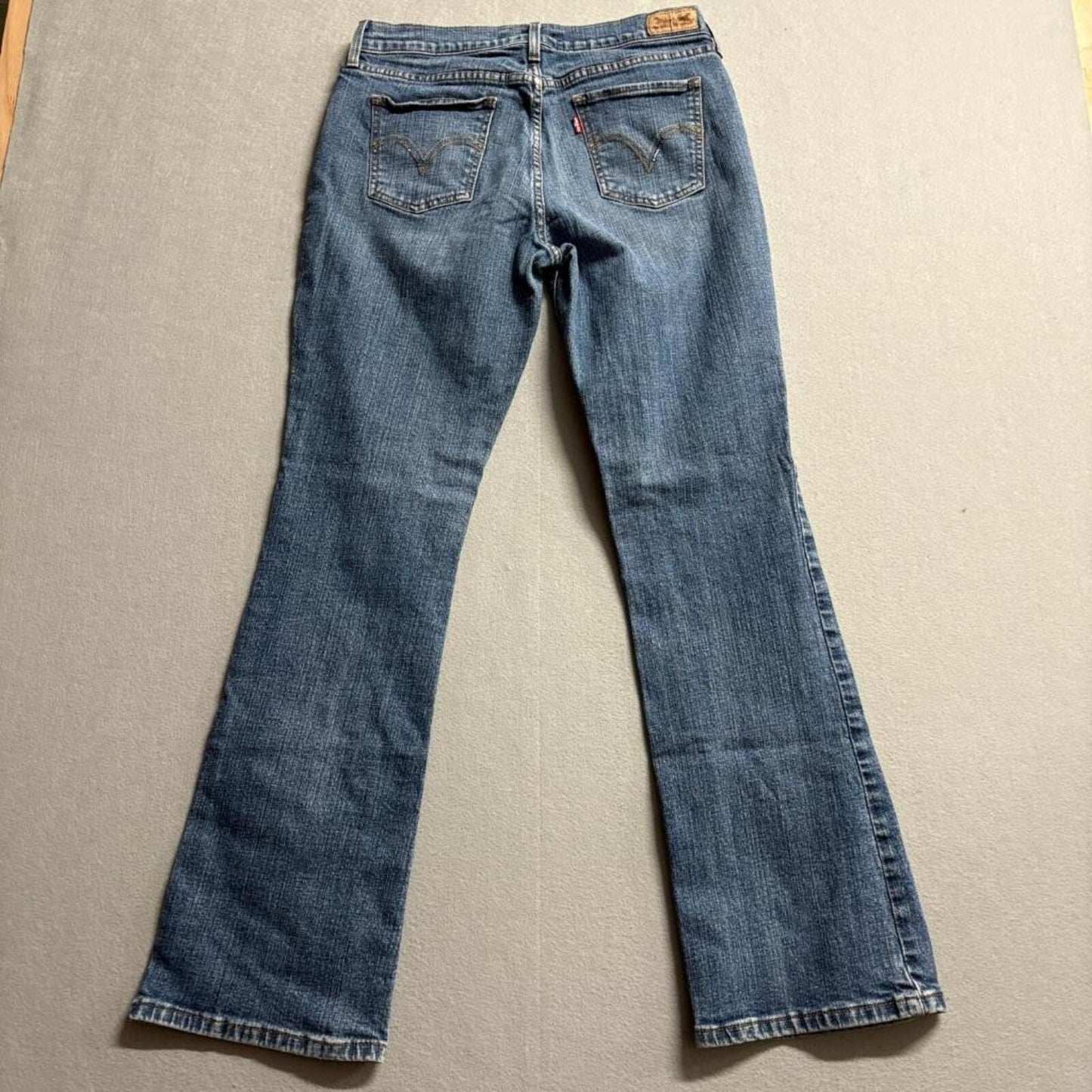 Levis 515 Bootcut Jeans Womens 10M Blue Denim Stretch Mid Rise Medium Wash