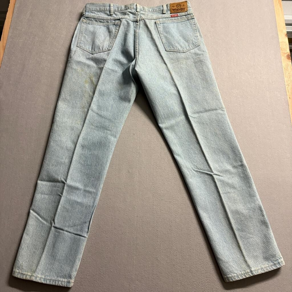 Vintage Wrangler Authentics Jeans Mens 36x32 Made in USA Light Wash Denim