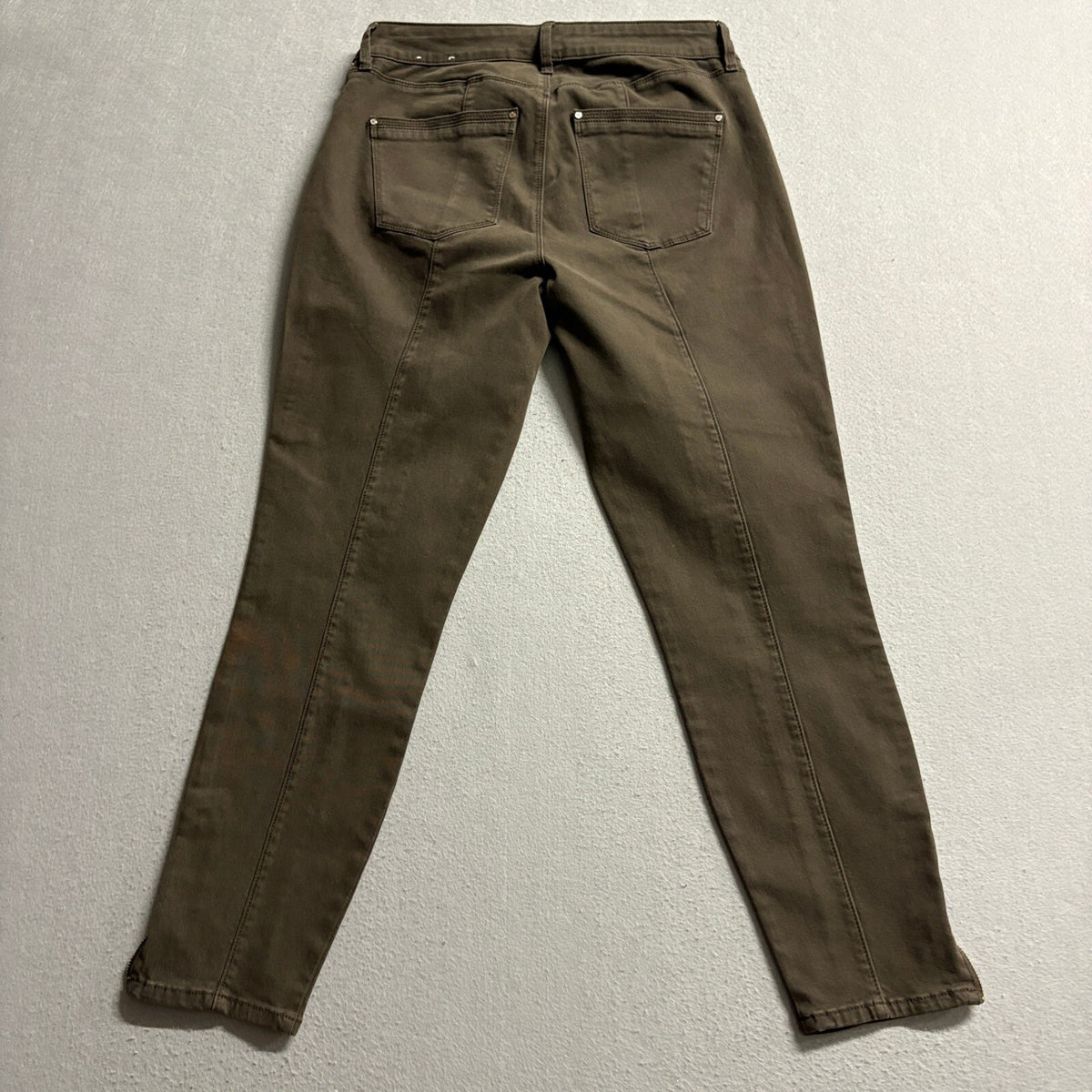 White House Black Market The Skinny Crop Jeans Size 4 Olive Green Ankle Zip Mid