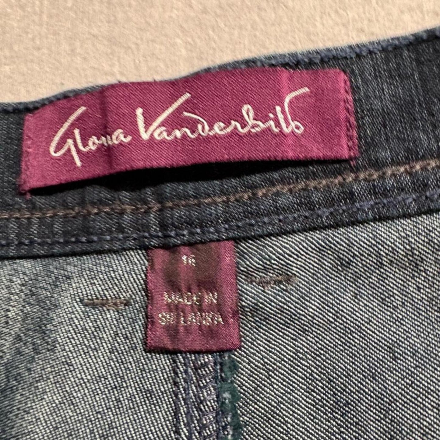 Gloria Vanderbilt Amanda Jeans Womens 16 Short Blue Denim Classic Fit Straight