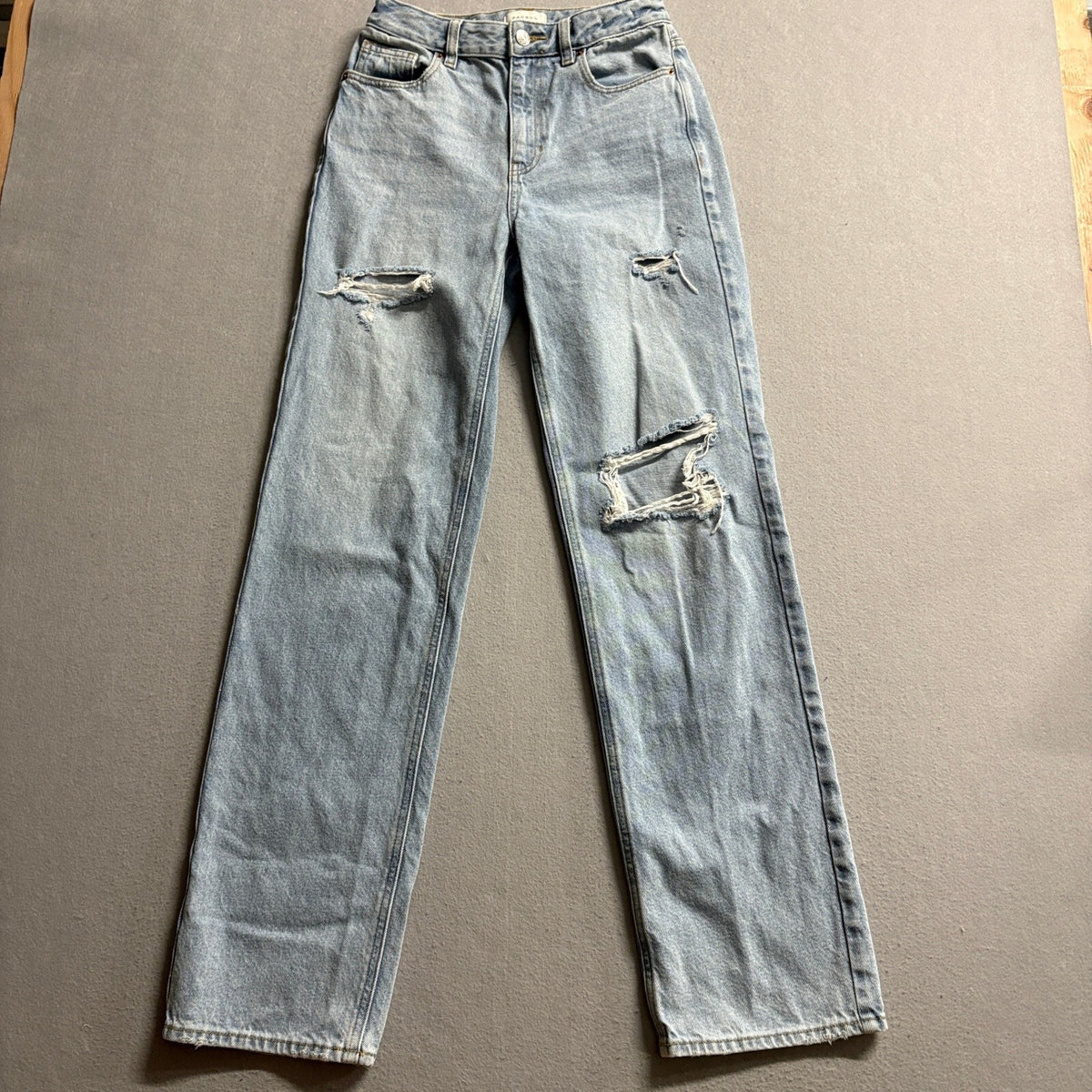 PacSun 90s Boyfriend Distressed Jeans Size 25 Light Wash Rigid Denim High Rise