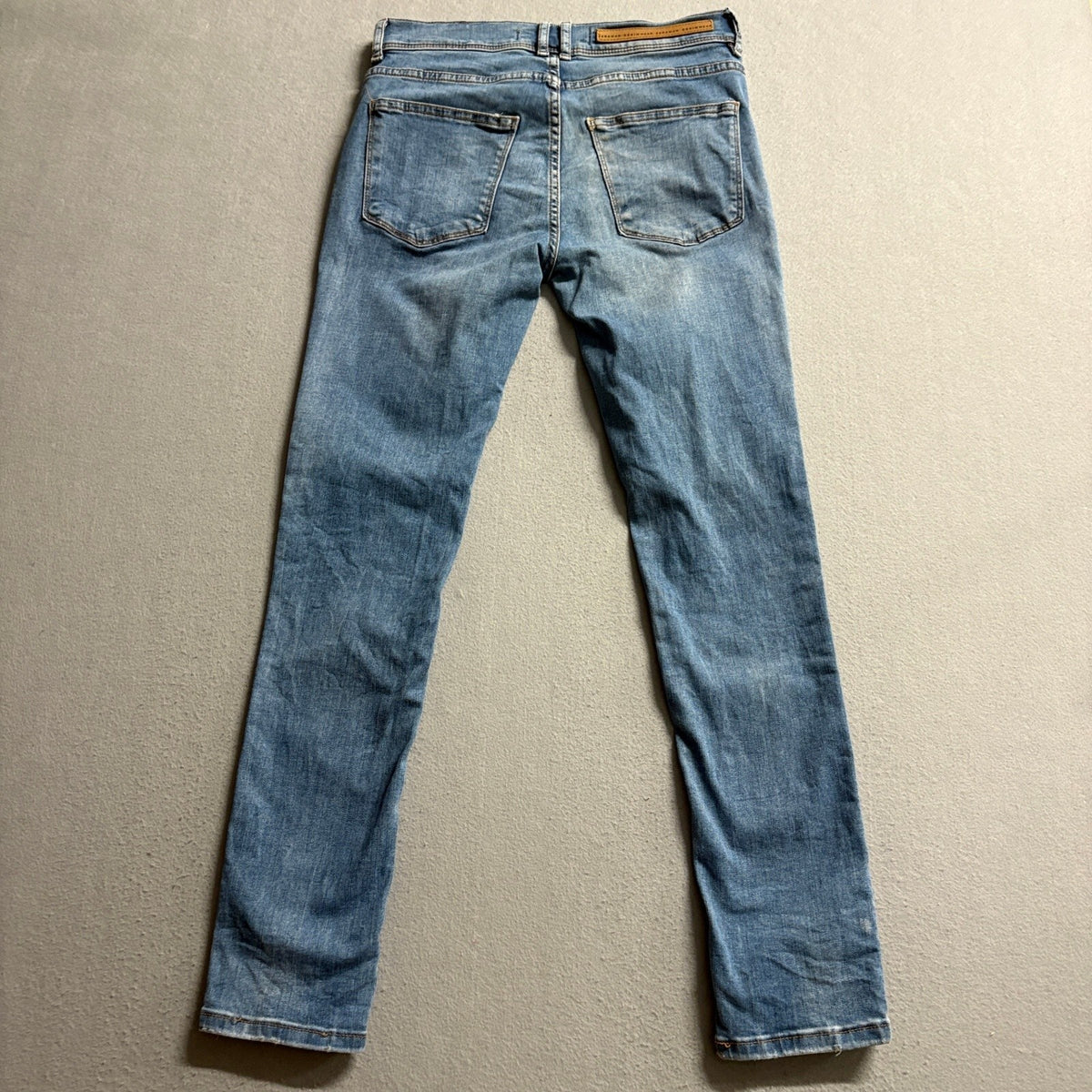 Zara Man Denim Wear Slim Fit Jeans Mens Size 31 Blue Light Wash Stretch Casual