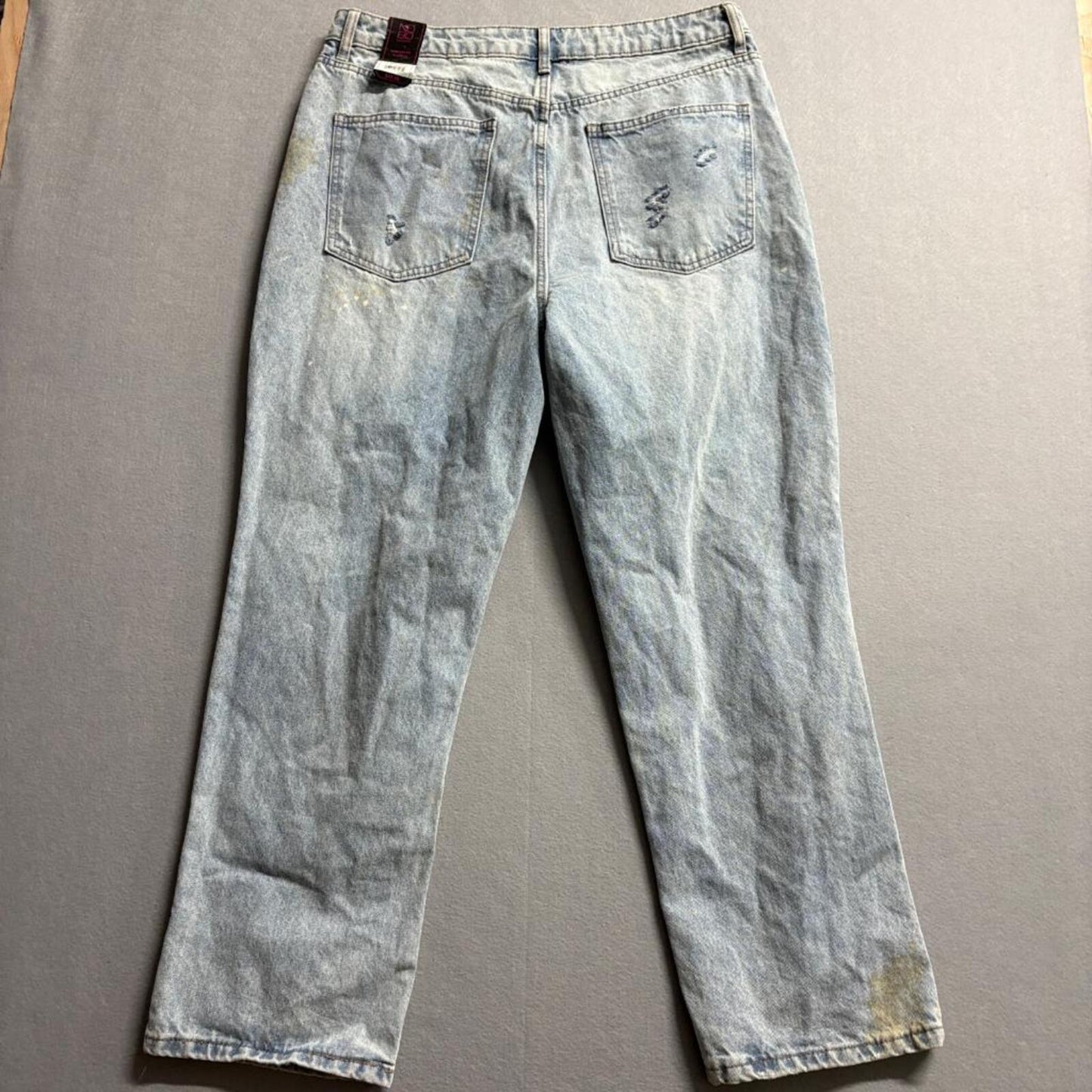 No Boundaries Super High Rise Straight Jeans Womens 17 Light Wash Distressed