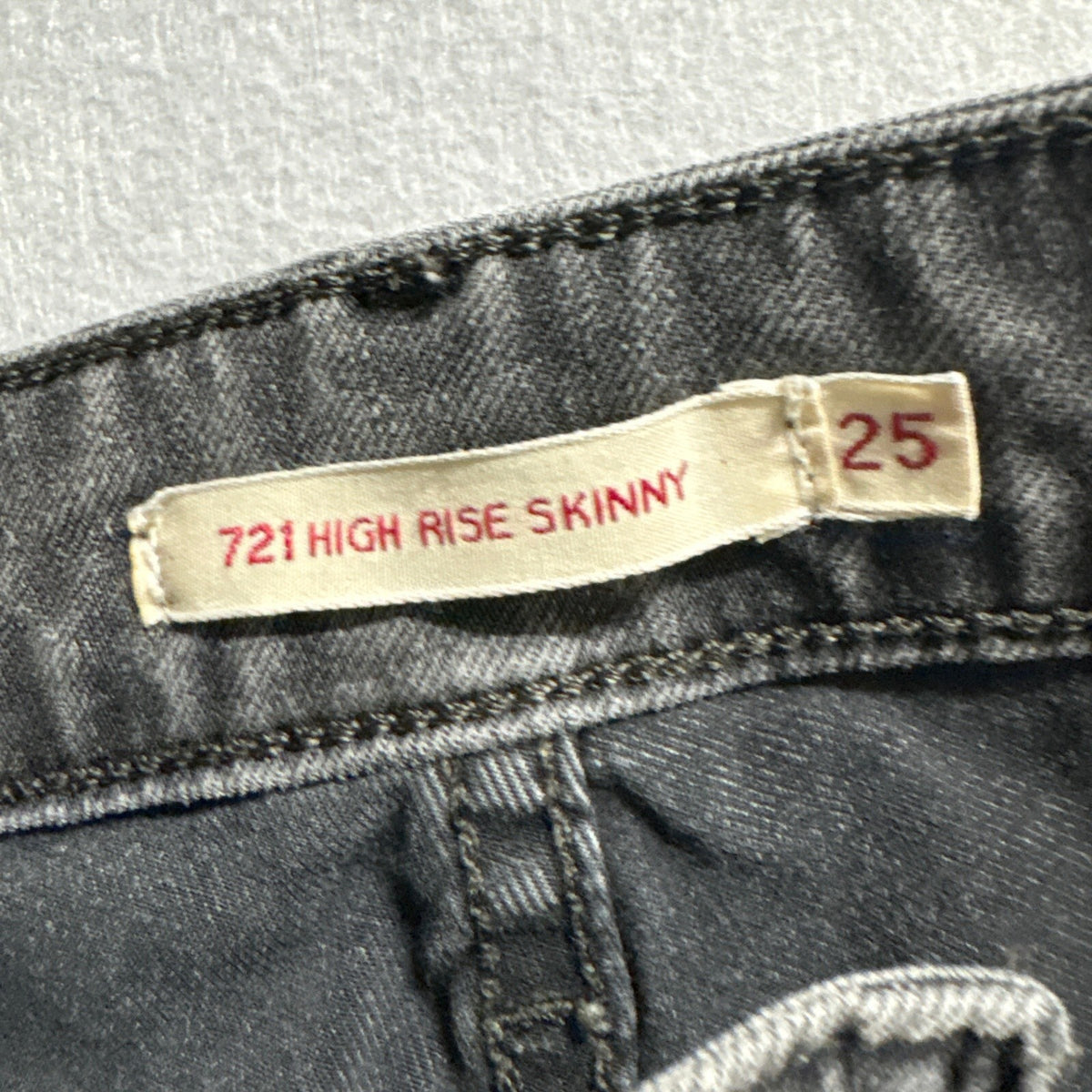 Levis Premium 721 High Rise Skinny Jeans Womens 25 W25 L30 Black Charcoal Denim
