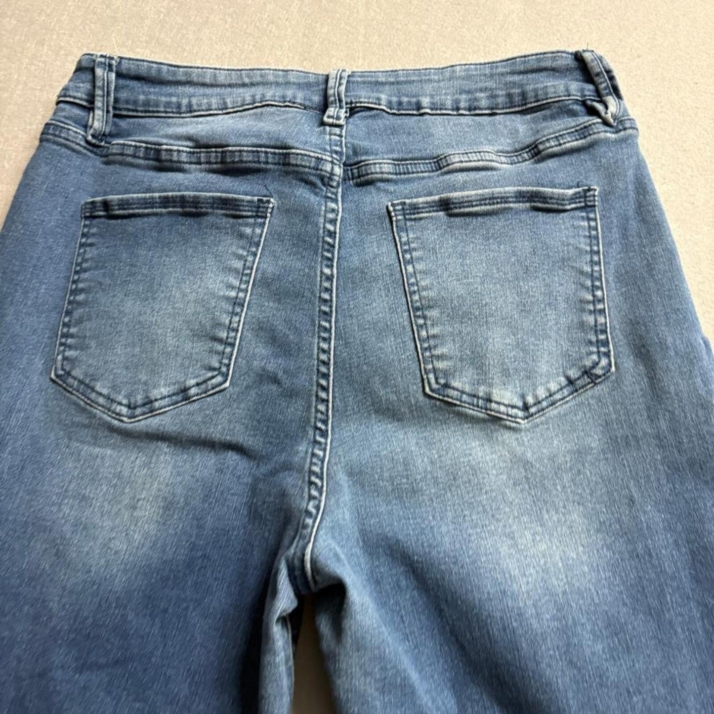 Royalty for Me High Rise Ankle Jeans Womens Size 16 Blue Raw Hem Front Seam