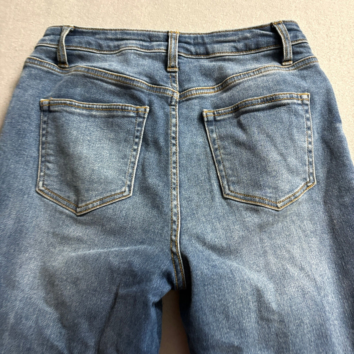 Forever 21 Distressed High Rise Jeans Womens Size 29 Blue Denim Frayed Hem