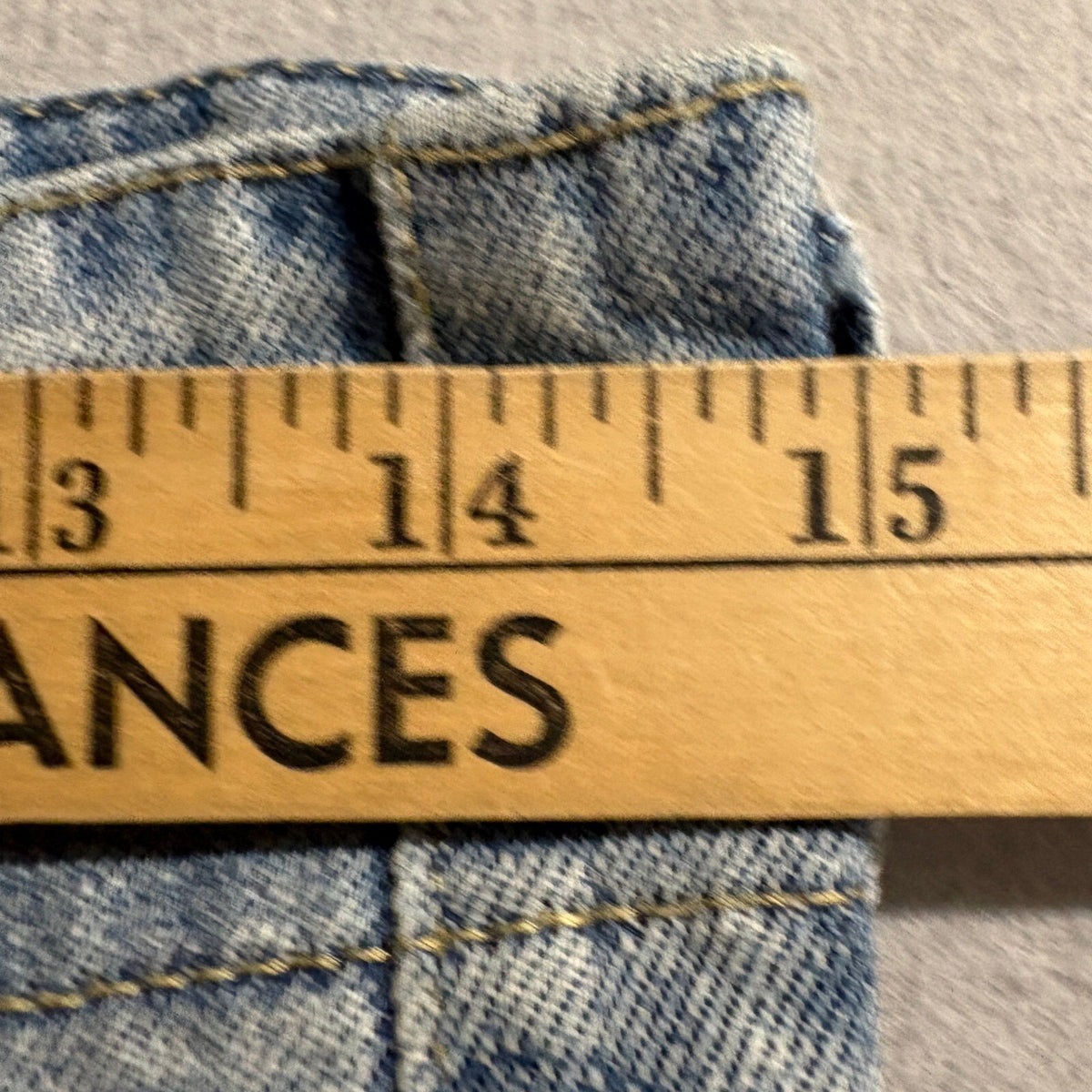 Wild Fable High Rise Mom Jeans Womens Size 6 Blue Denim Pleated Raw Hem Stretch