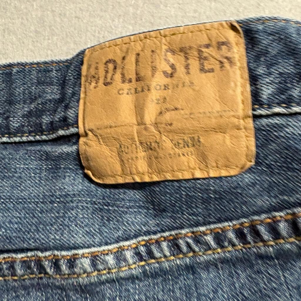 Hollister Classic Straight Jeans Womens 30x30 Blue Denim Raw Hem Button Fly