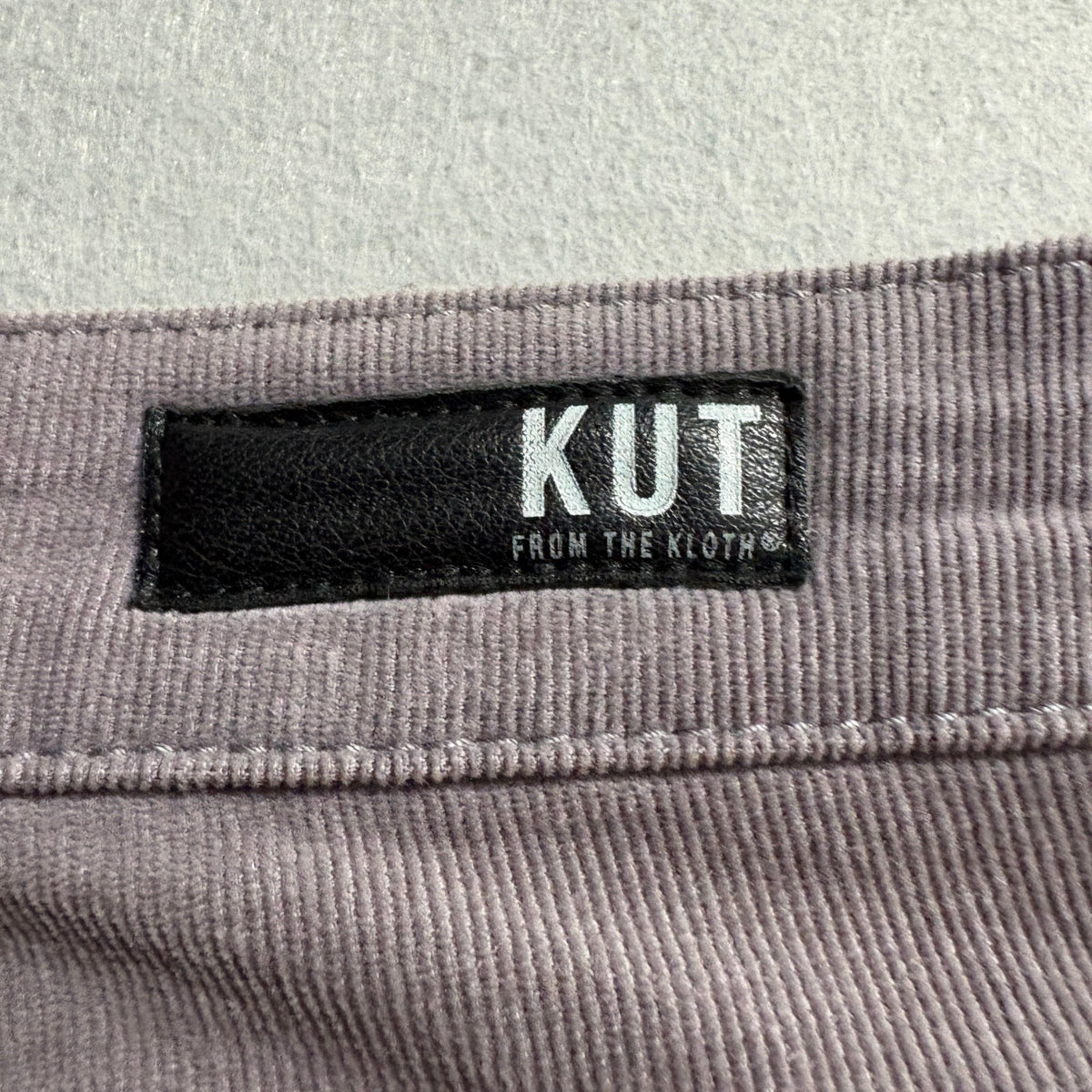 KUT from the Kloth Diana Skinny Corduroy Pants Womens Size 8 Gray Stretch Velvet