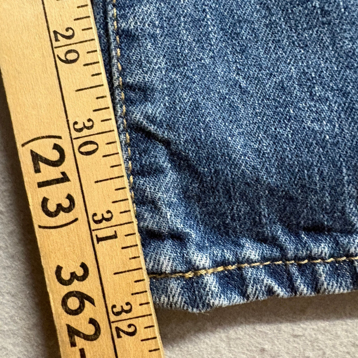 Calvin Klein Jeans Mens 32x32 Medium Wash Blue Denim Bootcut Stretch Jeans