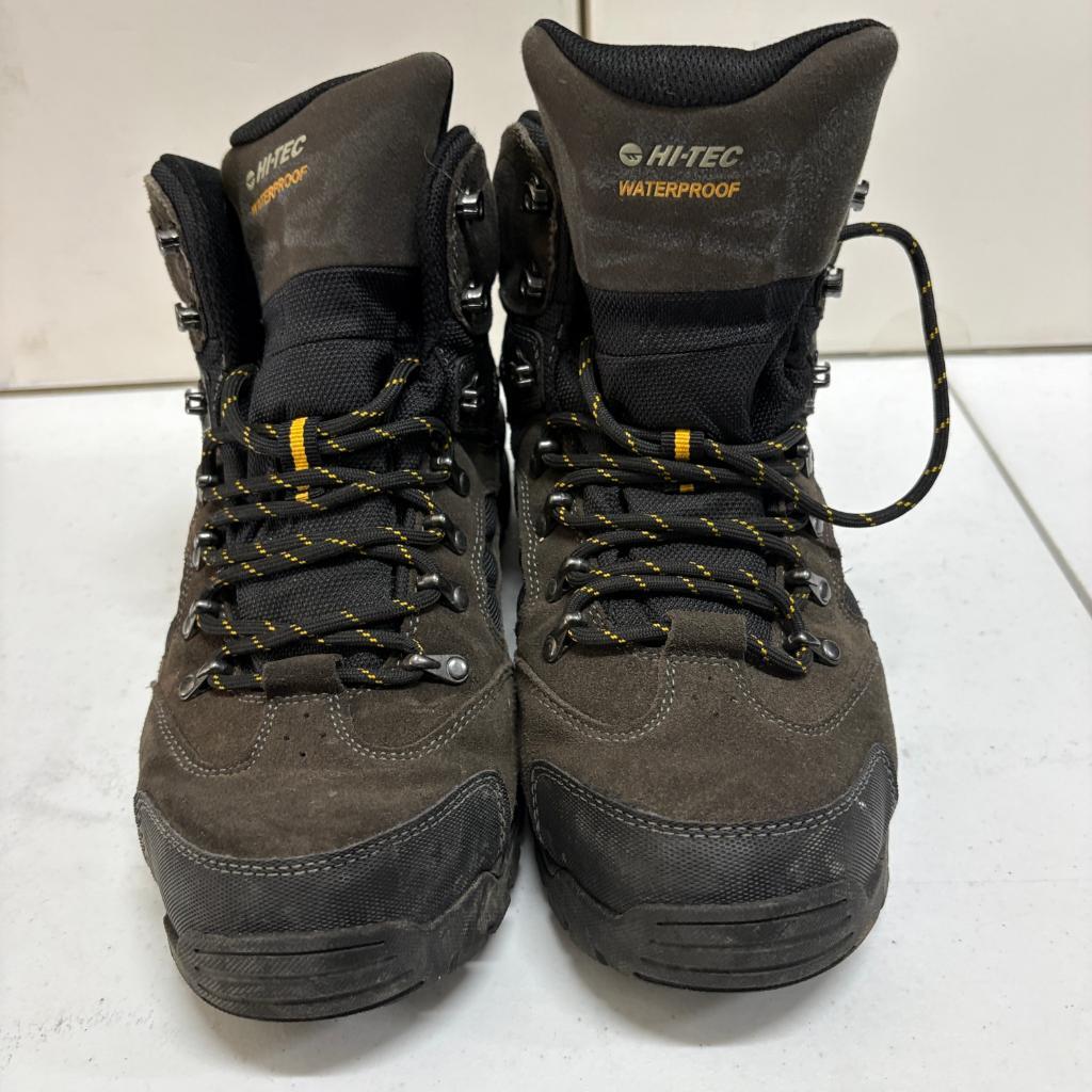 Hi-Tec Rock Waterproof Hiking Boots Mens 10.5 Brown Leather Vibram Sole