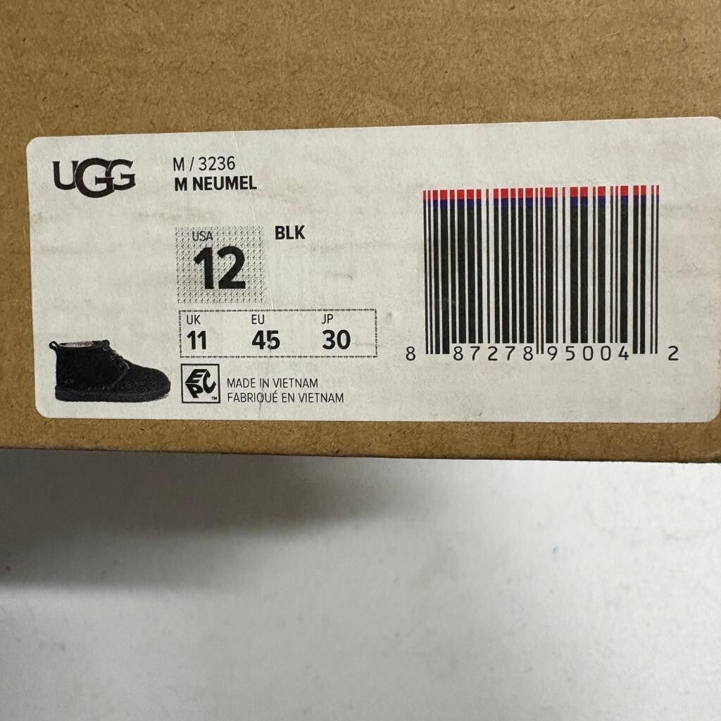 UGG M Neumel Black Suede Mens Size 12 Chukka Boots Shearling Lined 3236 with Box