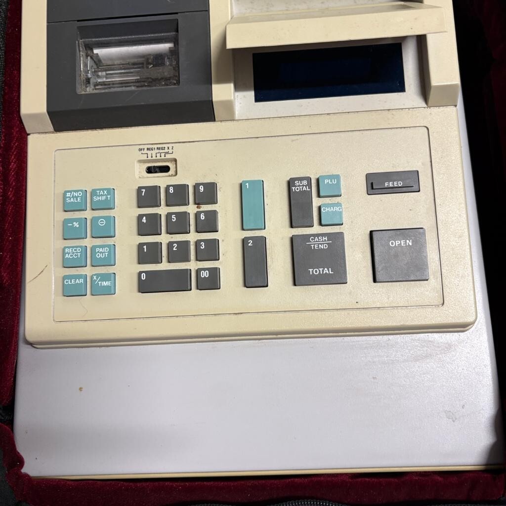 Swintec SW20 Electronic Cash Register with Case Power Adapter and Manual