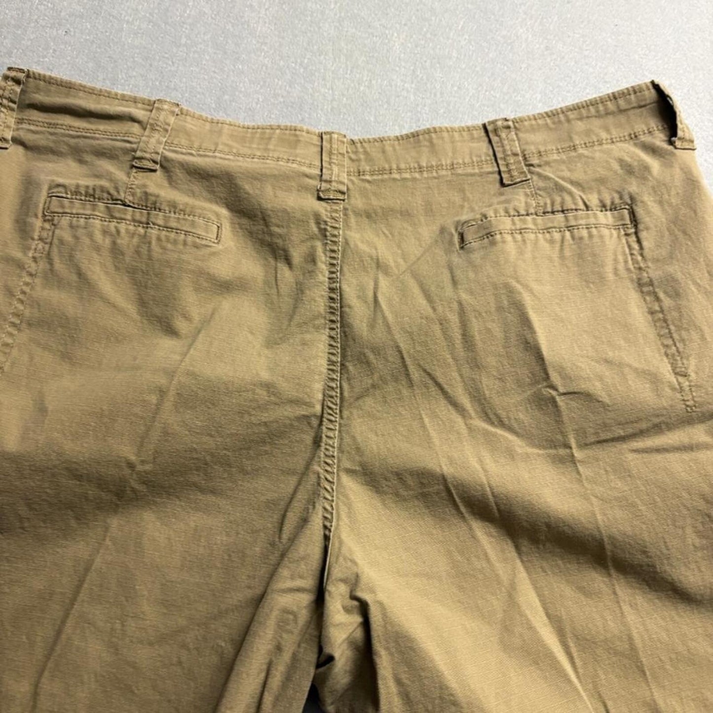 Wrangler Cargo Shorts Mens 44 Brown Cotton Blend Relaxed Fit Casual Outdoor