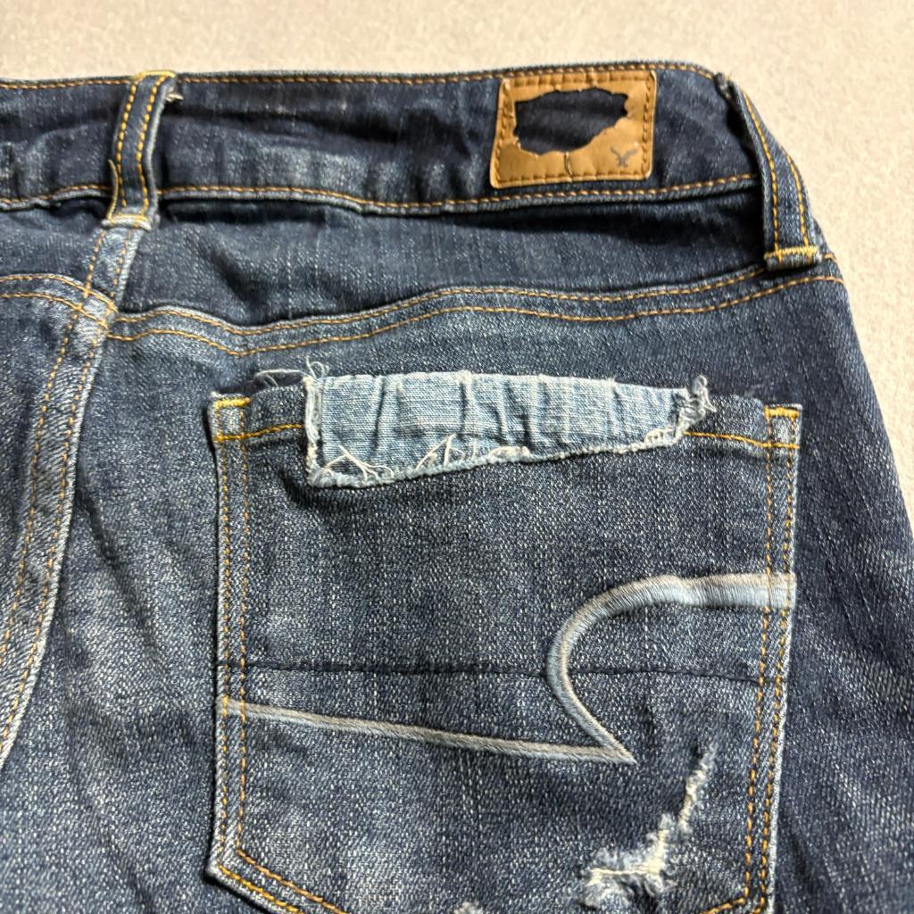 American Eagle Skinny Jeans Womens 2 Regular Blue Distressed Patchwork Denim