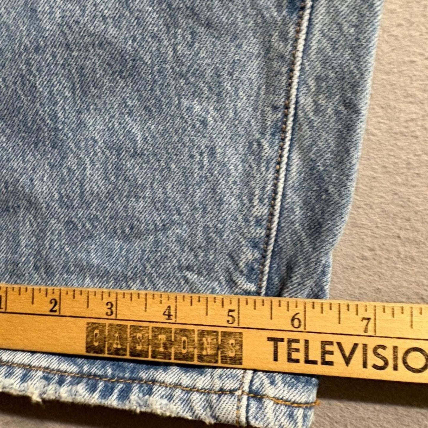 Levi's Premium Wedgie Straight Jeans Womens 23x28 Blue Distressed High Rise