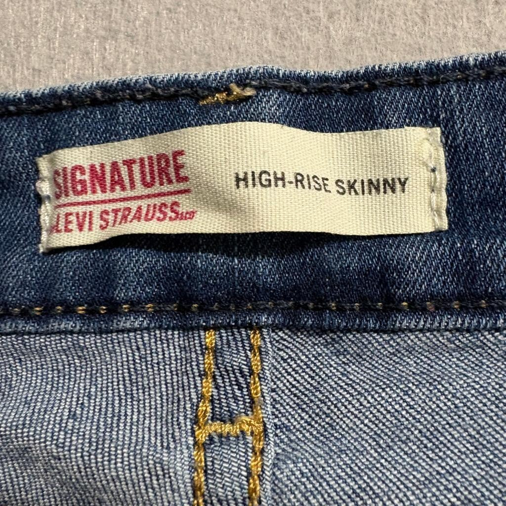 Signature by Levi Strauss Women High Rise Skinny Jeans Size 20M Blue Stretch