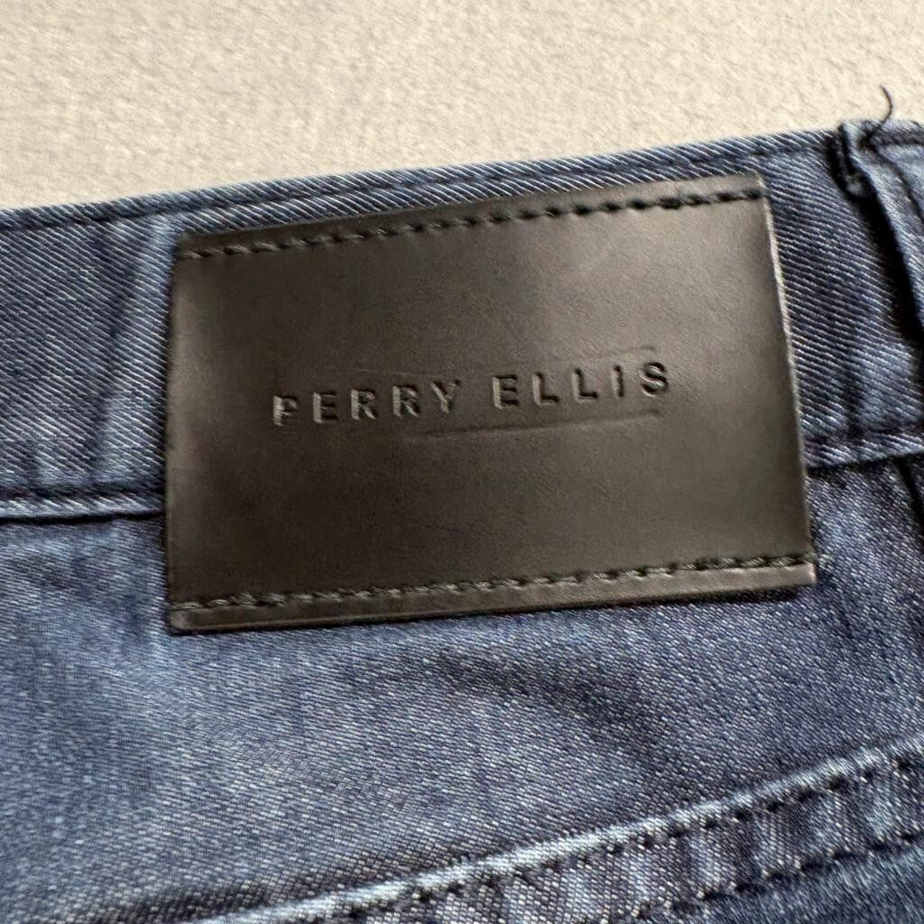 Perry Ellis Mens Jeans 29x30 Dark Wash Blue Denim Stretch Straight Leg