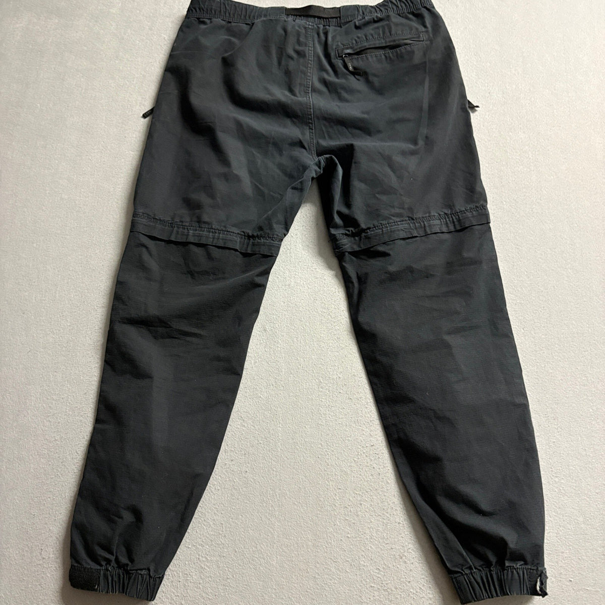 H&M Convertible Jogger Cargo Pants Mens Medium Black Zip Off Shorts Outdoor