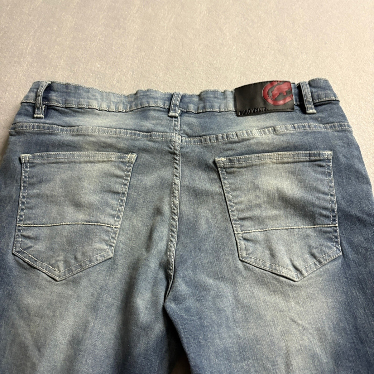 Ecko Unltd Mens Skinny Fit Stretch Blue Denim Jeans Size 36x30 Y2K Rhino Patch