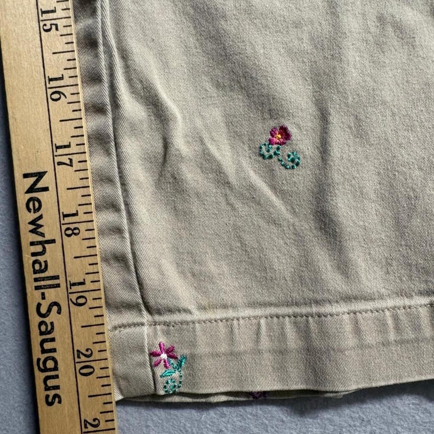 Rafaella Petites Embroidered Floral Khaki Pants Womens 8P Beige Cotton Stretch