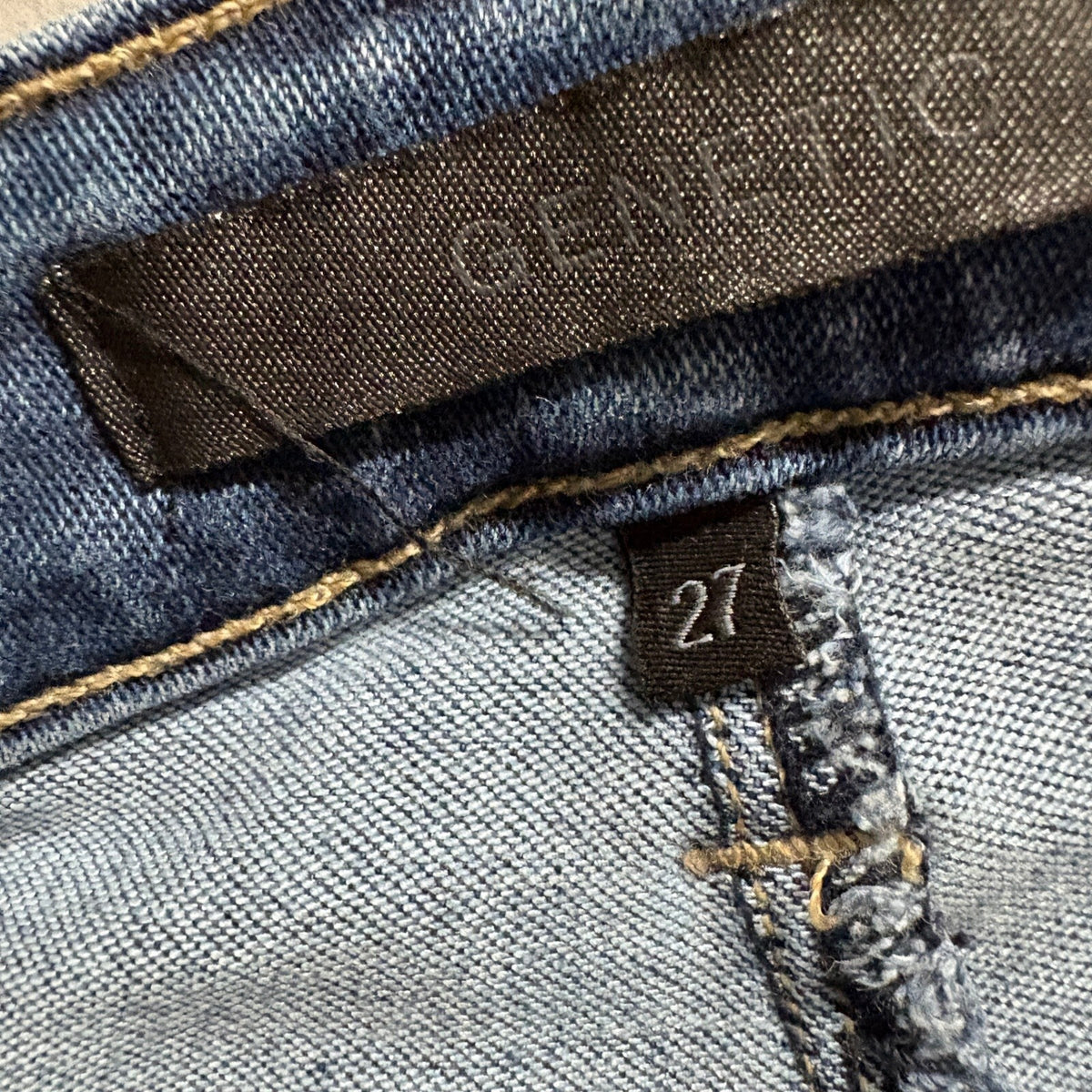 Genetic Denim Loren Slim Straight Jeans Womens Size 27 Medium Wash Stretch Blue