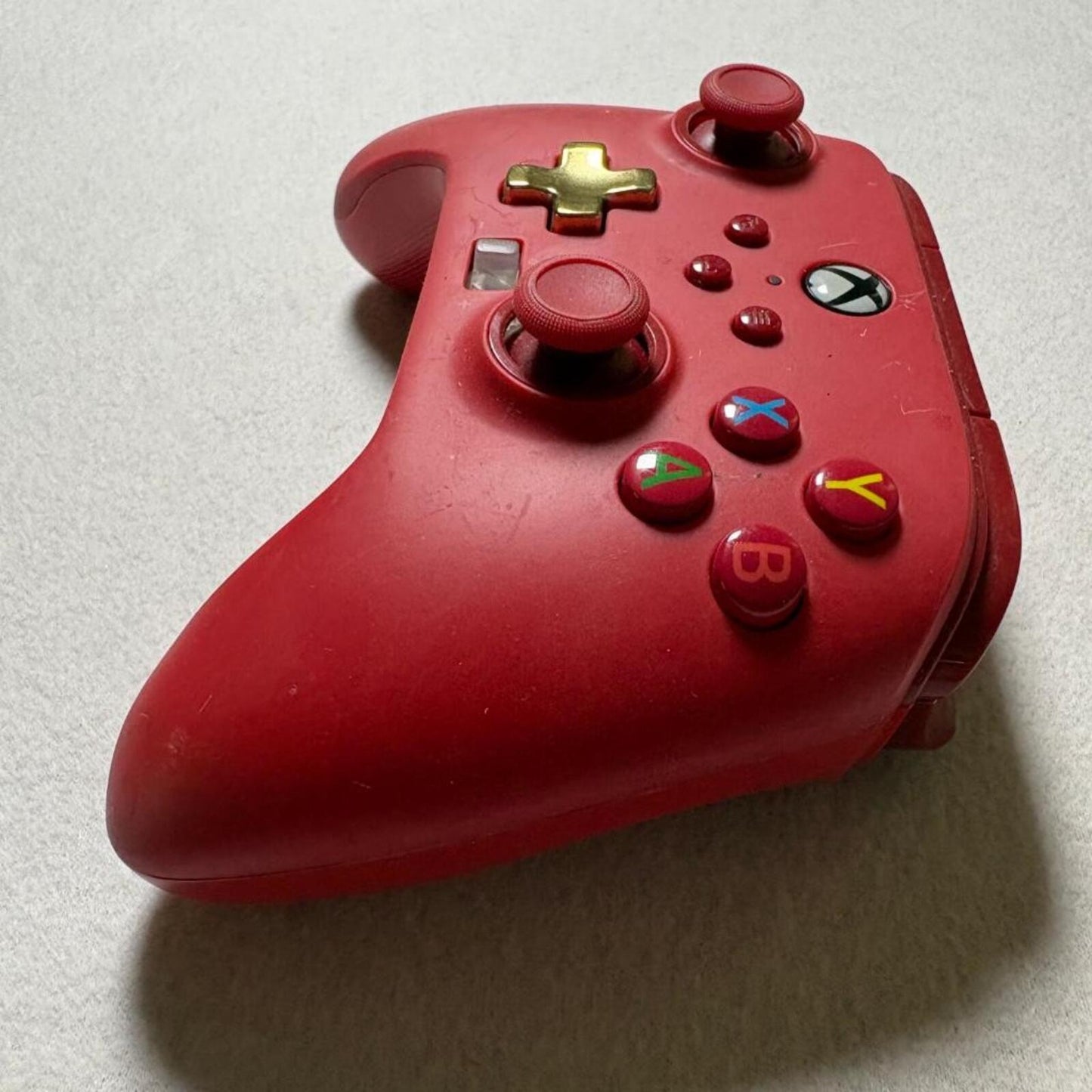 PowerA Wired Controller for Xbox Series X|S Xbox One Red Gold D-Pad 1518810-01