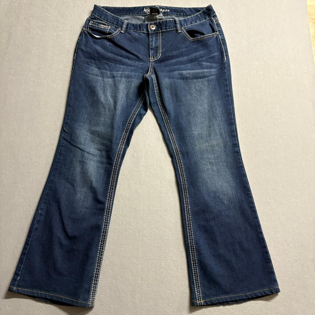 Ariya Jeans Womens 13/14 Tall Blue Bootcut Denim Thick Stitch Flap Pocket