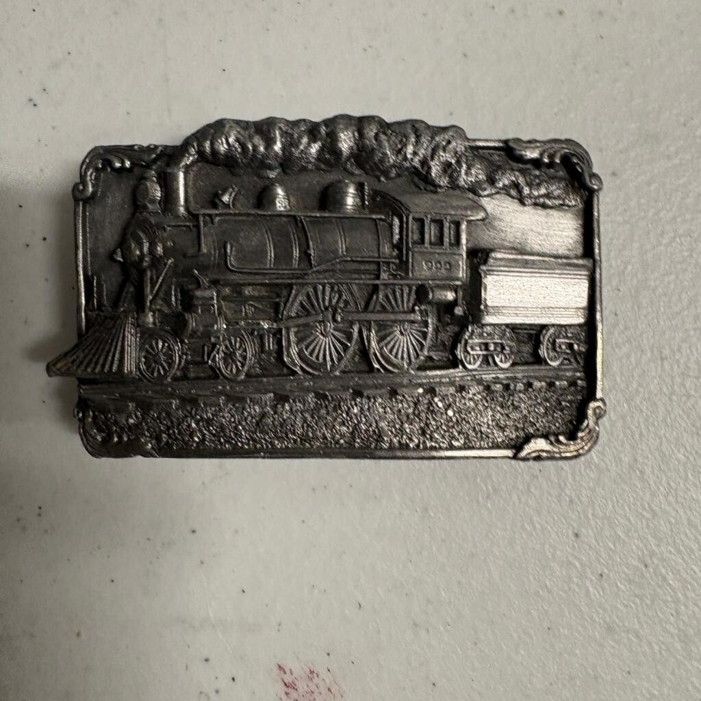 Vintage 1986 Siskiyou Steam Locomotive Train Belt Buckle Pewter Made in USA H-40