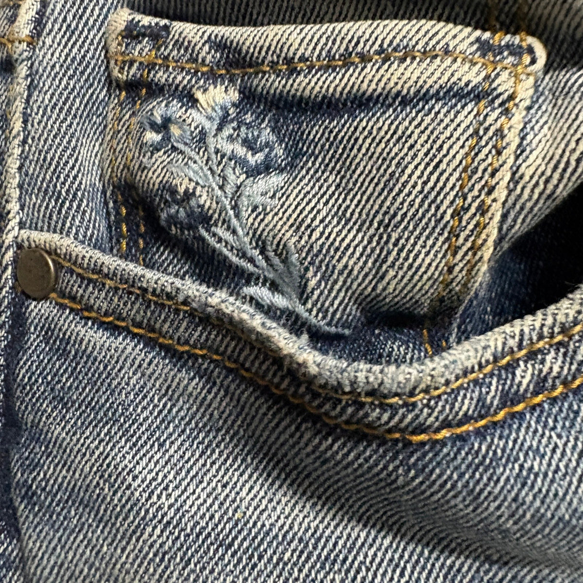Driftwood Audrey High Rise Embroidered Distressed Jeans Womens 26 Blue Floral
