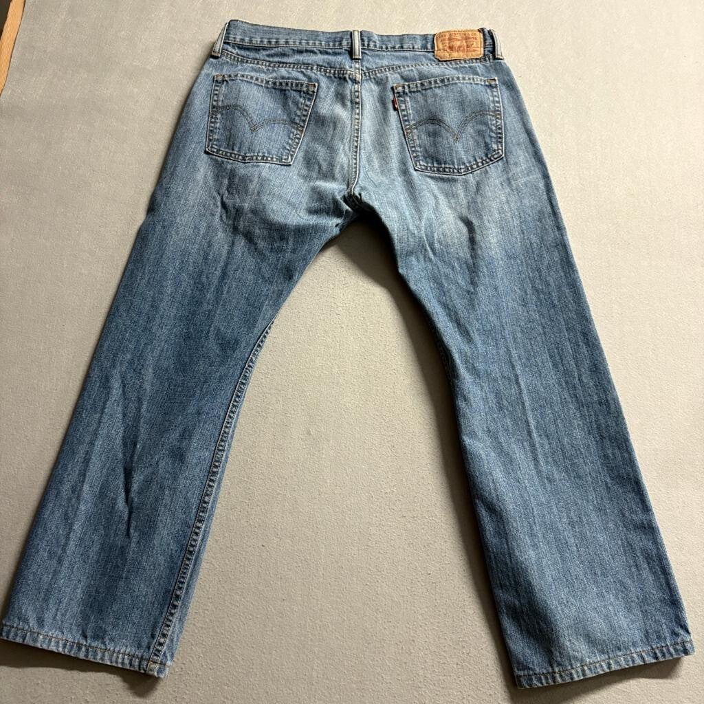 Levi's 514 Slim Straight Jeans Mens 36x30 Distressed Blue Denim 100% Cotton