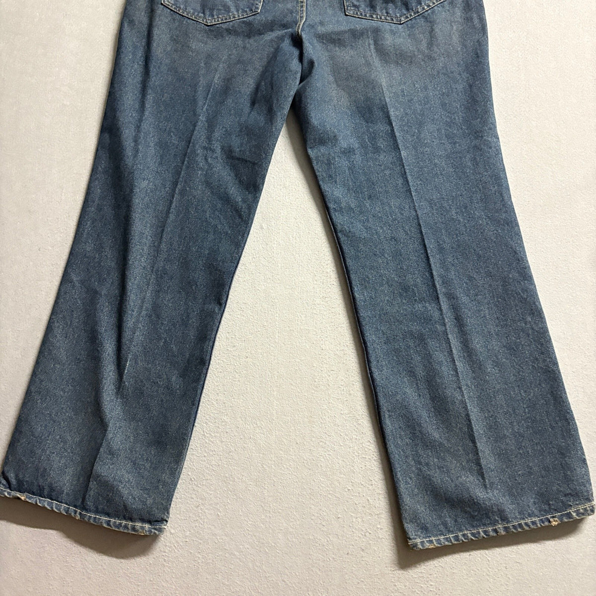 Steve & Barry's Mens Jeans 38x32 Blue Medium Wash Straight Leg Denim 100% Cotton