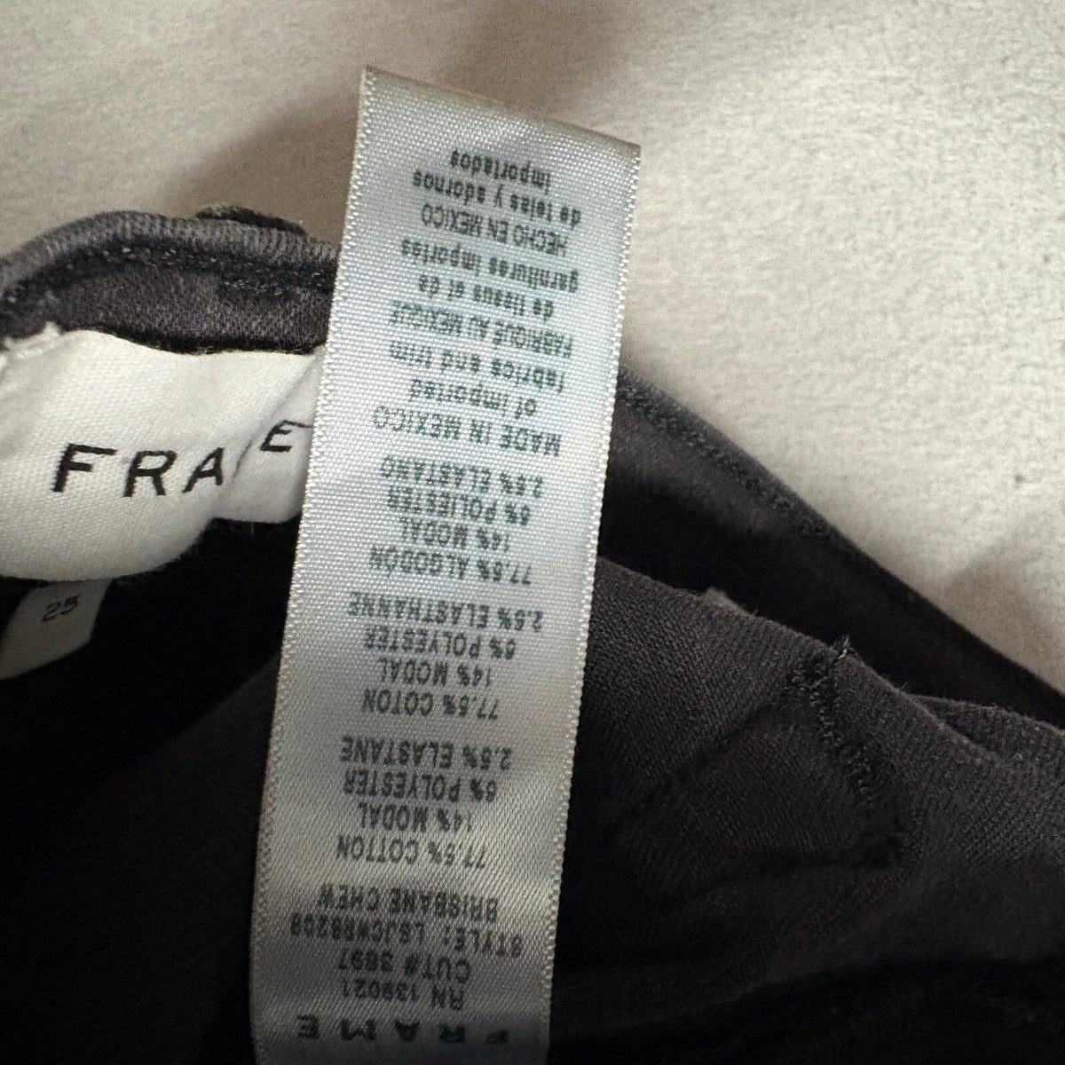 FRAME Le Skinny De Jeanne Jeans Womens 25 Black Raw Raw Hem Ankle Denim Stretch