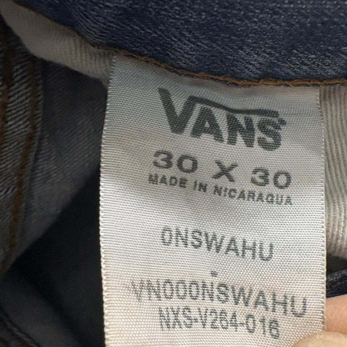 Vans V66 Standard Distressed Mens Blue Denim Jeans Size 30 x 30 Ripped Knees