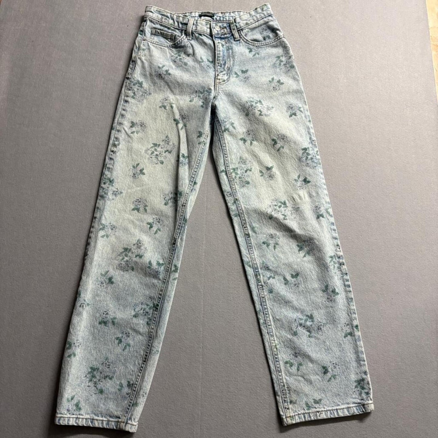 Wild Fable Floral Print Jeans Womens Size 2 Light Wash Denim Straight Leg