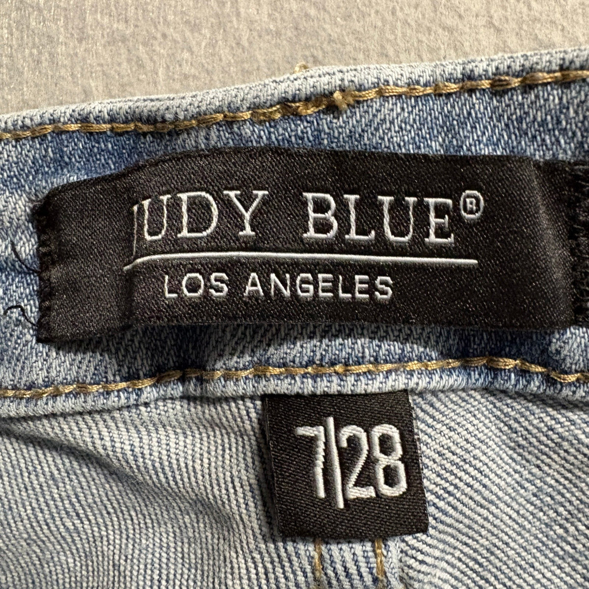 Judy Blue Distressed Raw Hem Ankle Jeans Size 7 / 28 High Rise Stretch Light