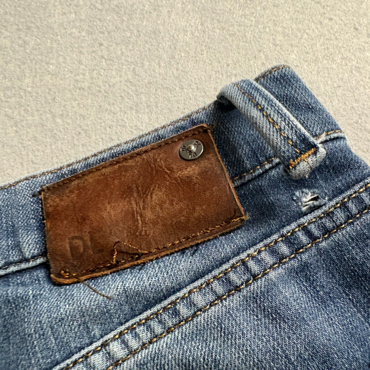 DL1961 Mens Vince Casual Straight Bridger Jeans Blue American Cotton Denim