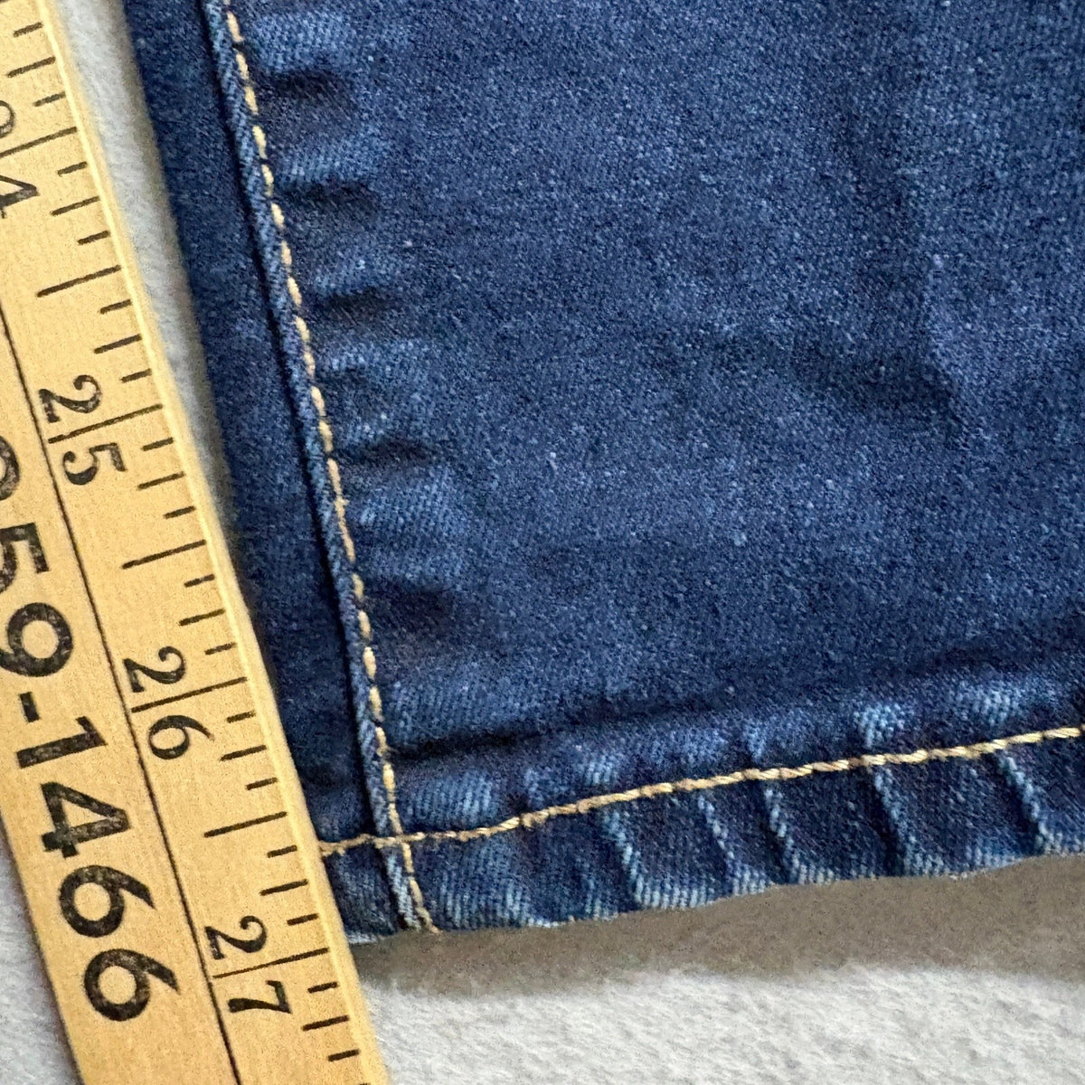 Levi's 710 Super Skinny Jeans Women Size 33 W33 L30 Dark Wash Blue Denim Stretch