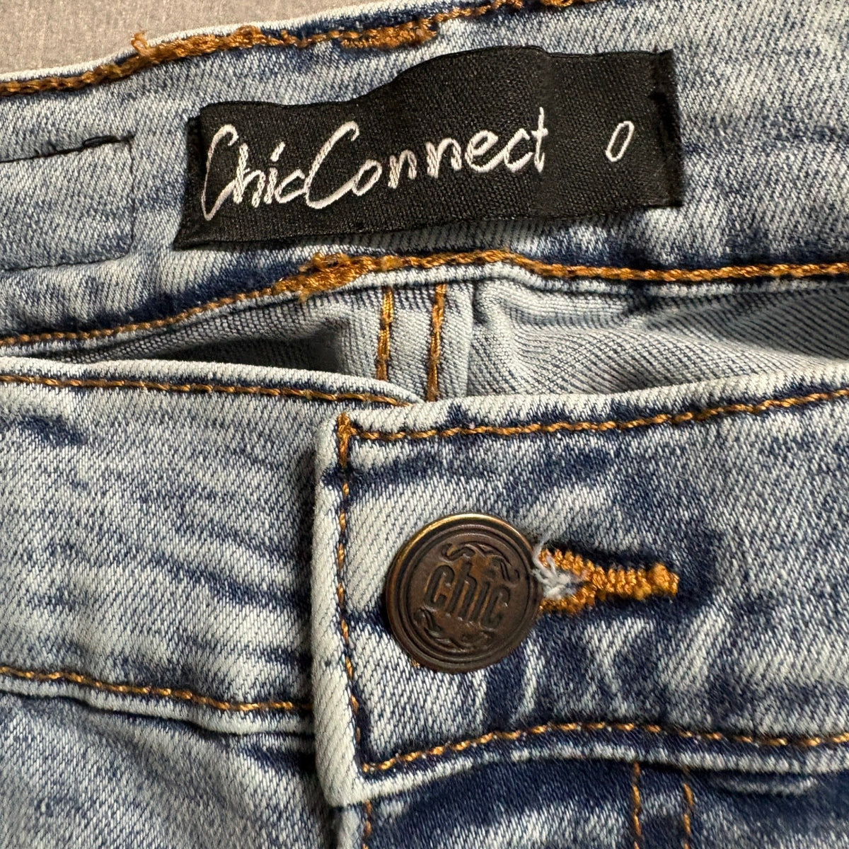 Chic Connect Girls Wide Leg Jeans Size 10 Light Wash Denim Carpenter Utility