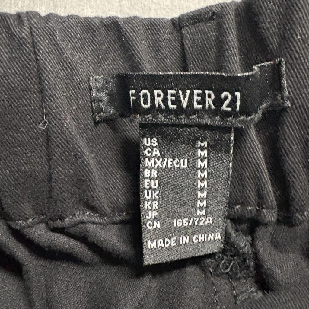 Forever 21 The Londyn Cargo Pants Womens Medium Black Elastic Ankle Cotton New