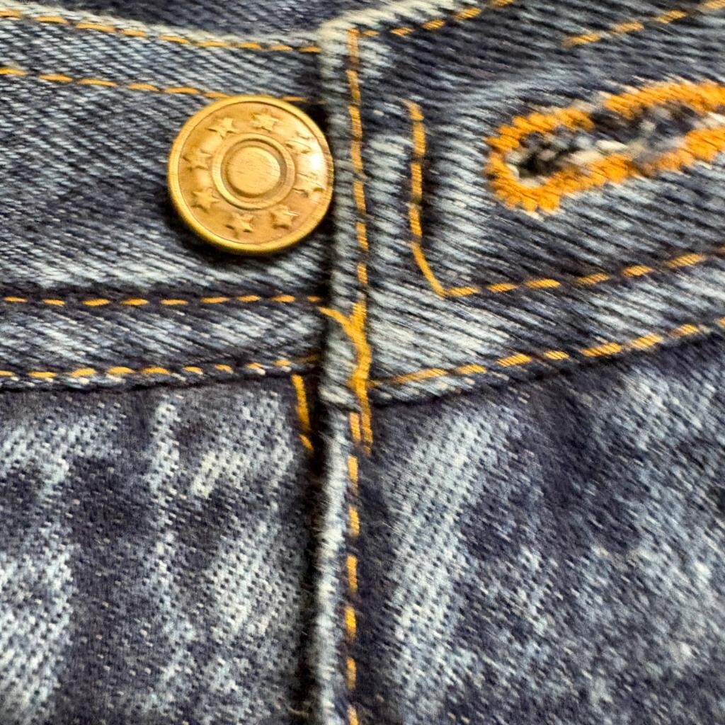 Vintage Wayne Acid Wash Jeans L/30 High Rise Tapered Leg Blue Denim Taiwan