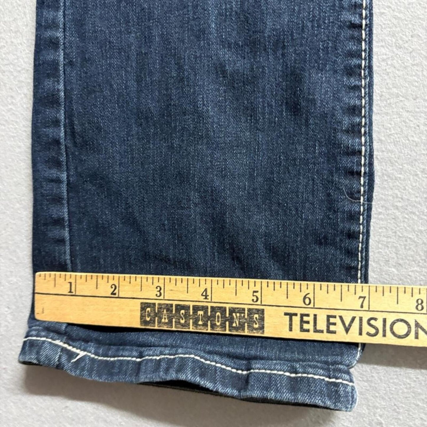 WallFlower Luscious Curvy Bootcut Jeans Womens Size 0 Blue Embellished Flap