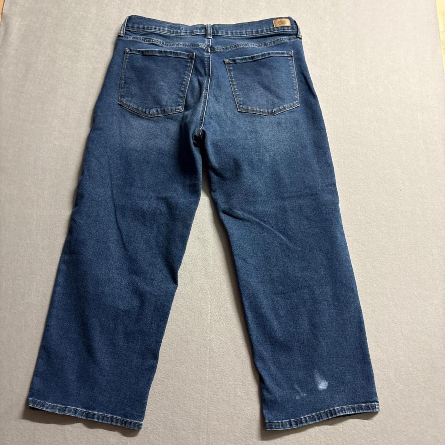 Sofia Jeans by Sofia Vergara Lana Relaxed Straight Crop Blue Denim Women's Size