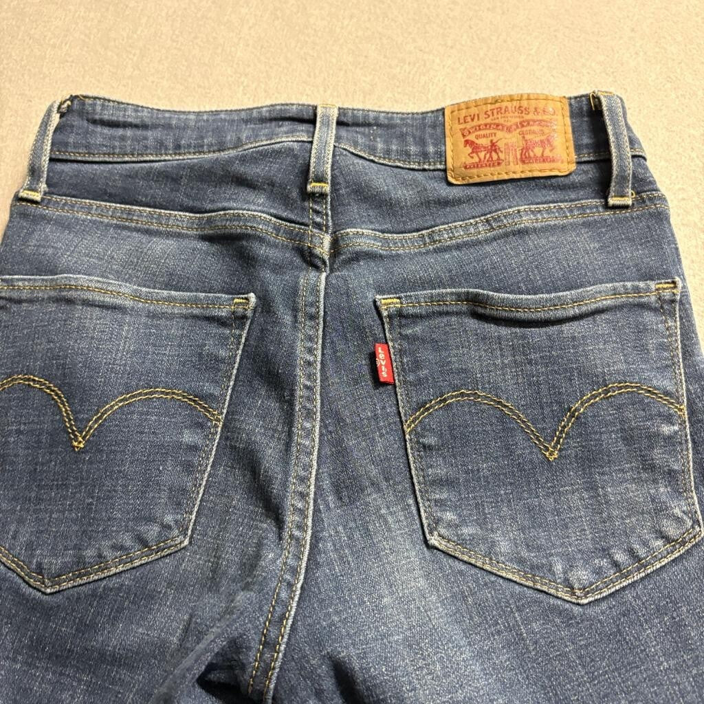 Levis 721 High Rise Skinny Jeans Womens 26 Blue Denim Raw Hem Cropped