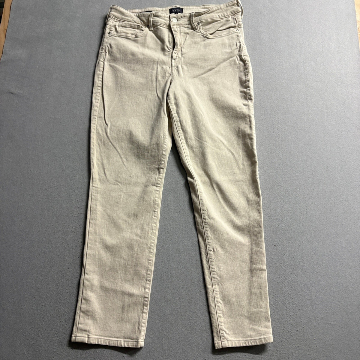 NYDJ Marilyn Straight Leg Jeans Womens Size 14 Beige Khaki Lift Tuck Denim