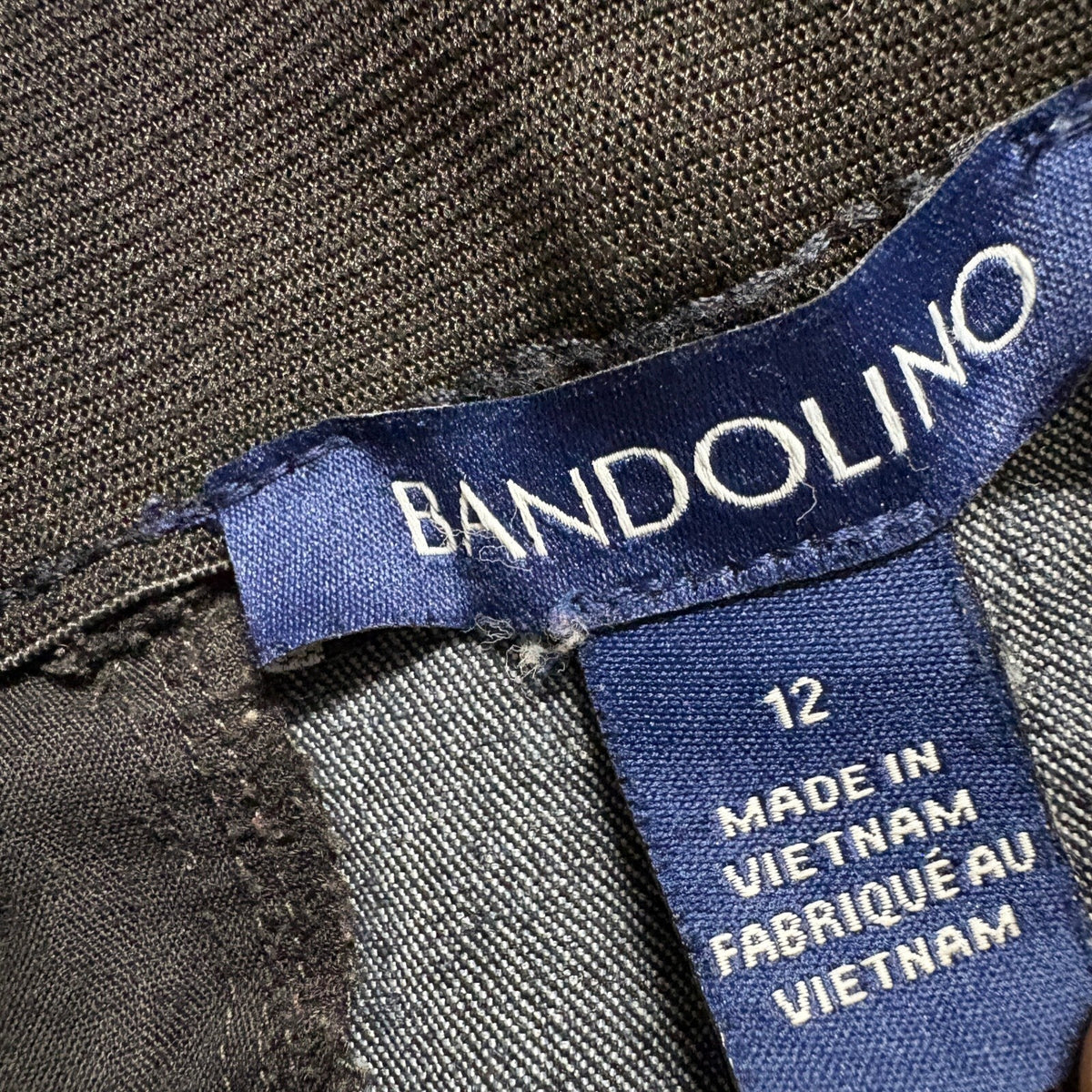 Bandolino Maureen Capri Denim Pants Womens Size 12 Dark Wash Stretch Crop Jeans
